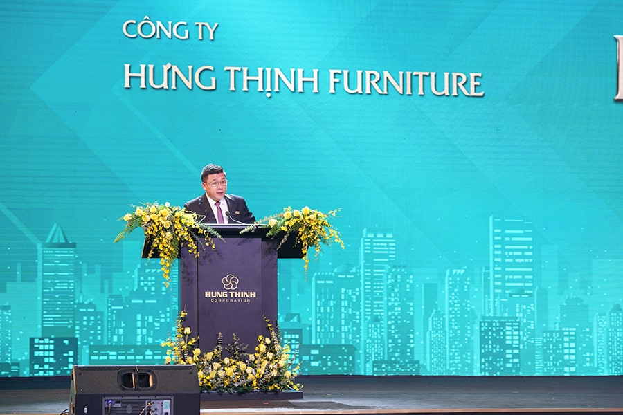 ong nguyen van bang tong ket nam 2019 cong ty hung thinh furniture-min